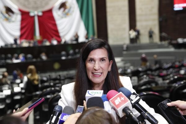 “López Rabadán pide negociación justa y responsabilidad a legisladores frente a crisis”